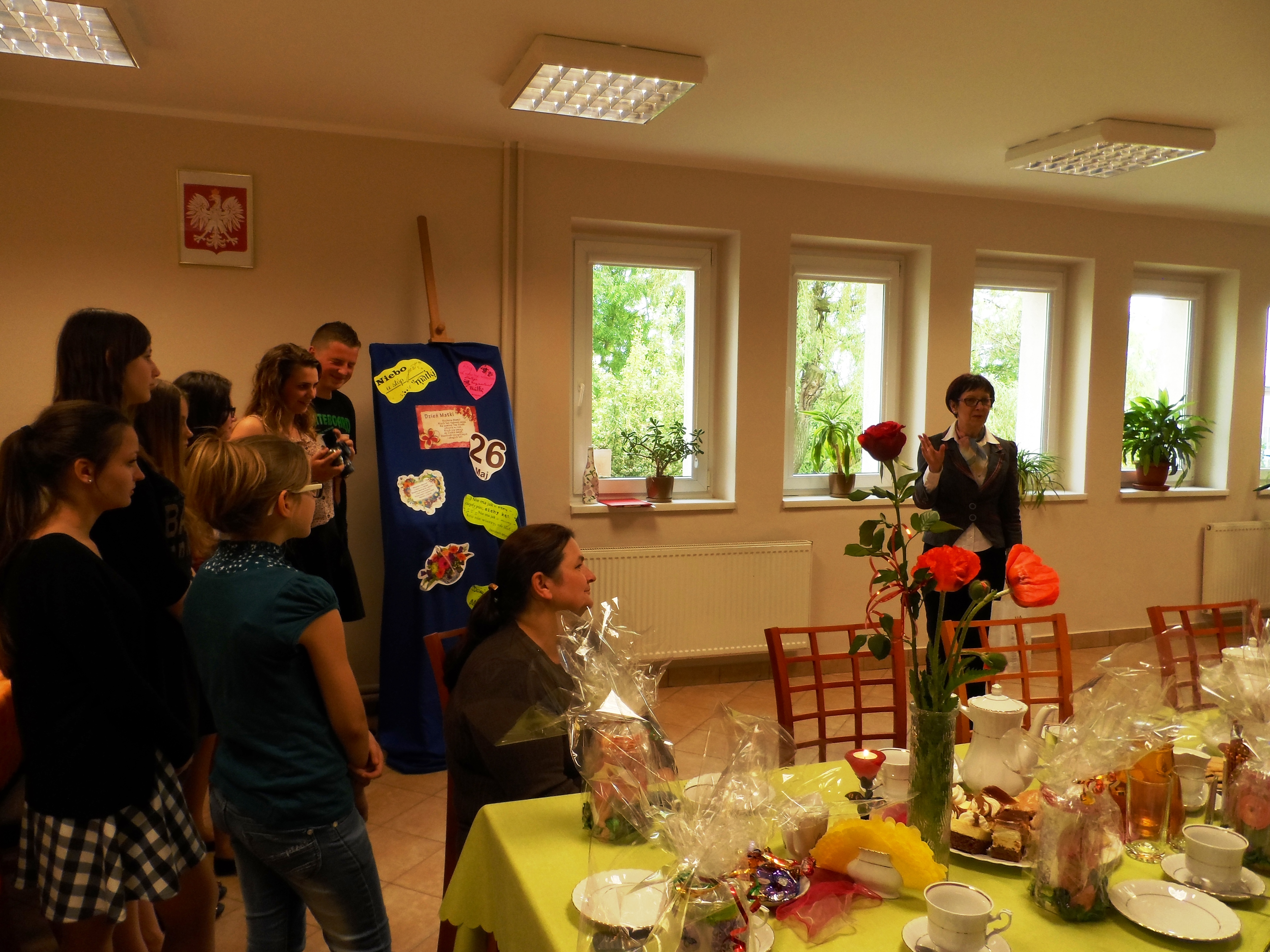 Kierownik MOPS podczas wystąpienia